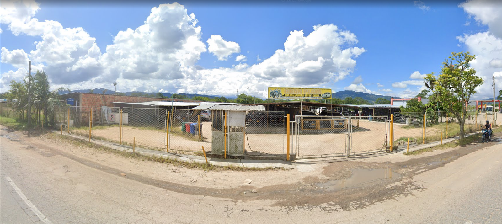 Fachada de Gran Playa Comercializadora en Pitalito